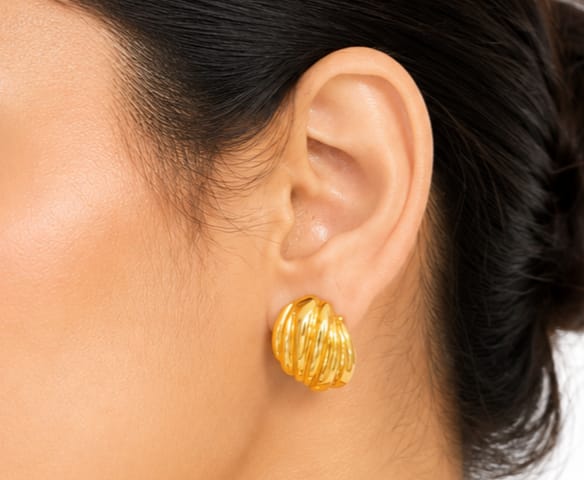 Golden Ribbed Shell Statement Earrings